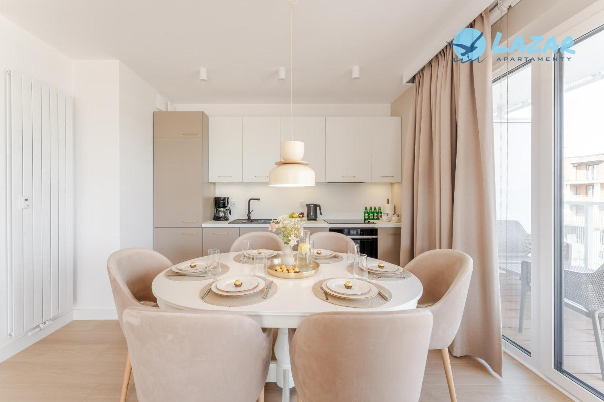 Lazar Polanki Aqua Apartment